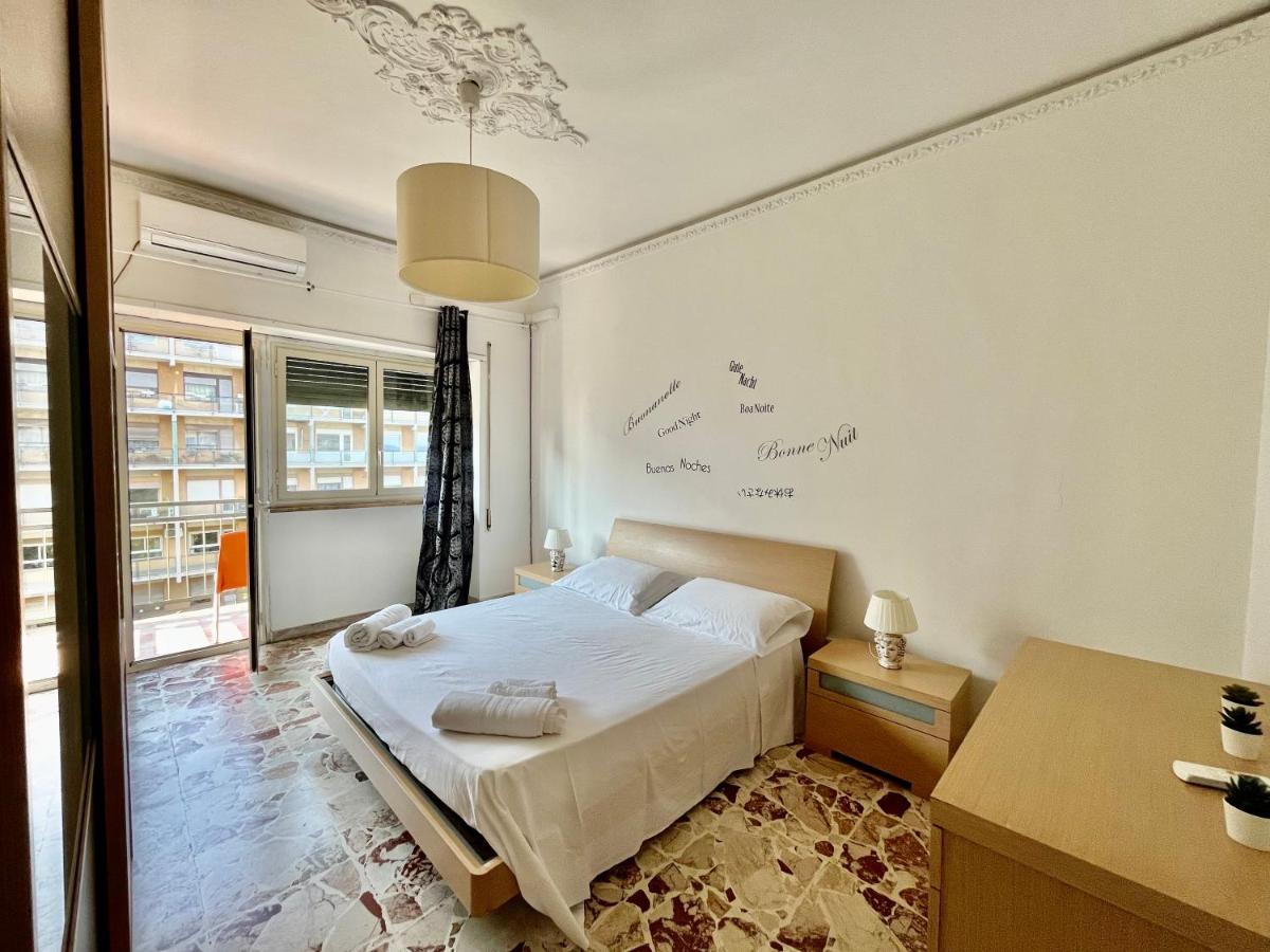 Sea View Holiday Apartment 卡塔尼亚 外观 照片