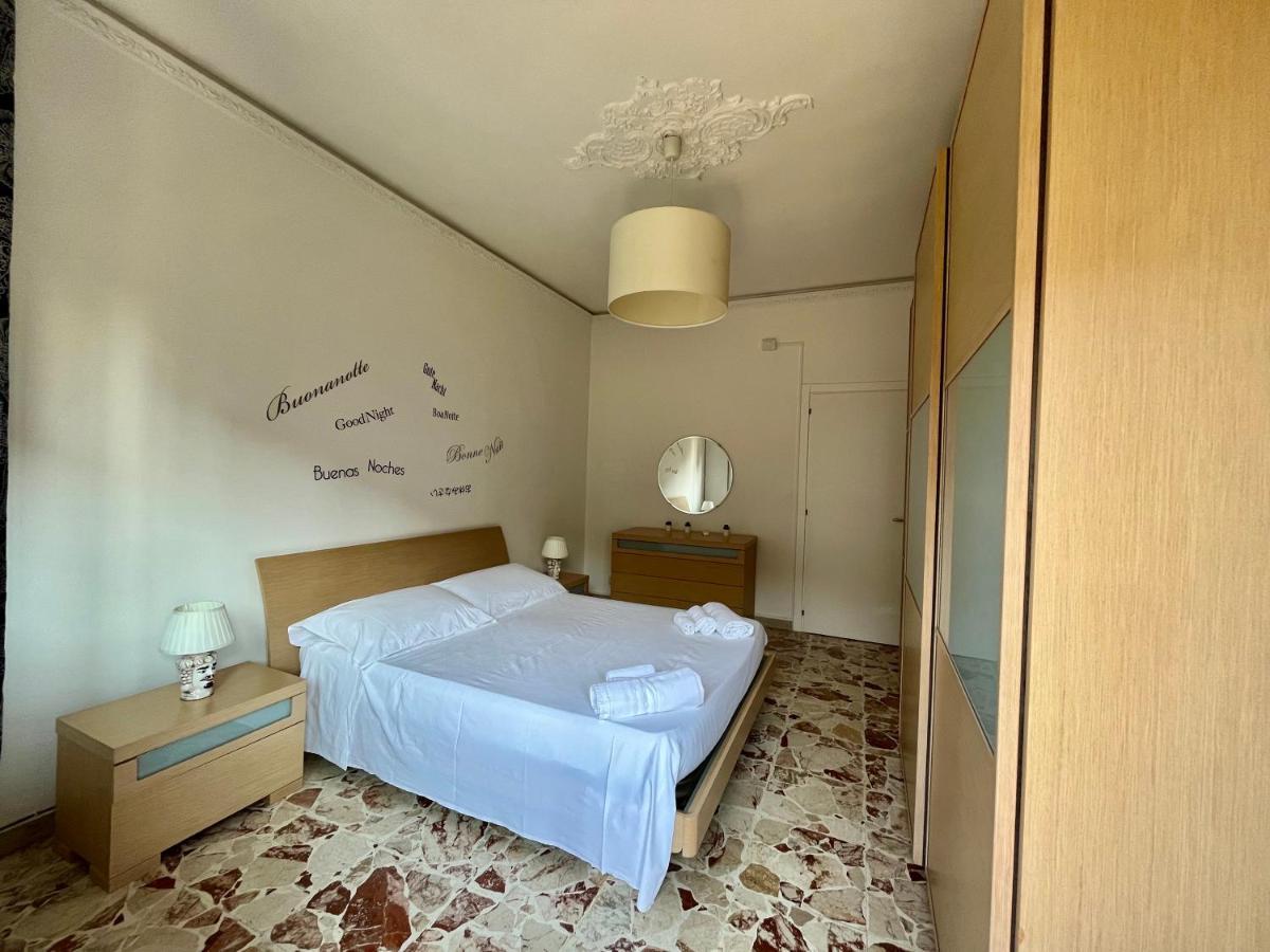 Sea View Holiday Apartment 卡塔尼亚 外观 照片